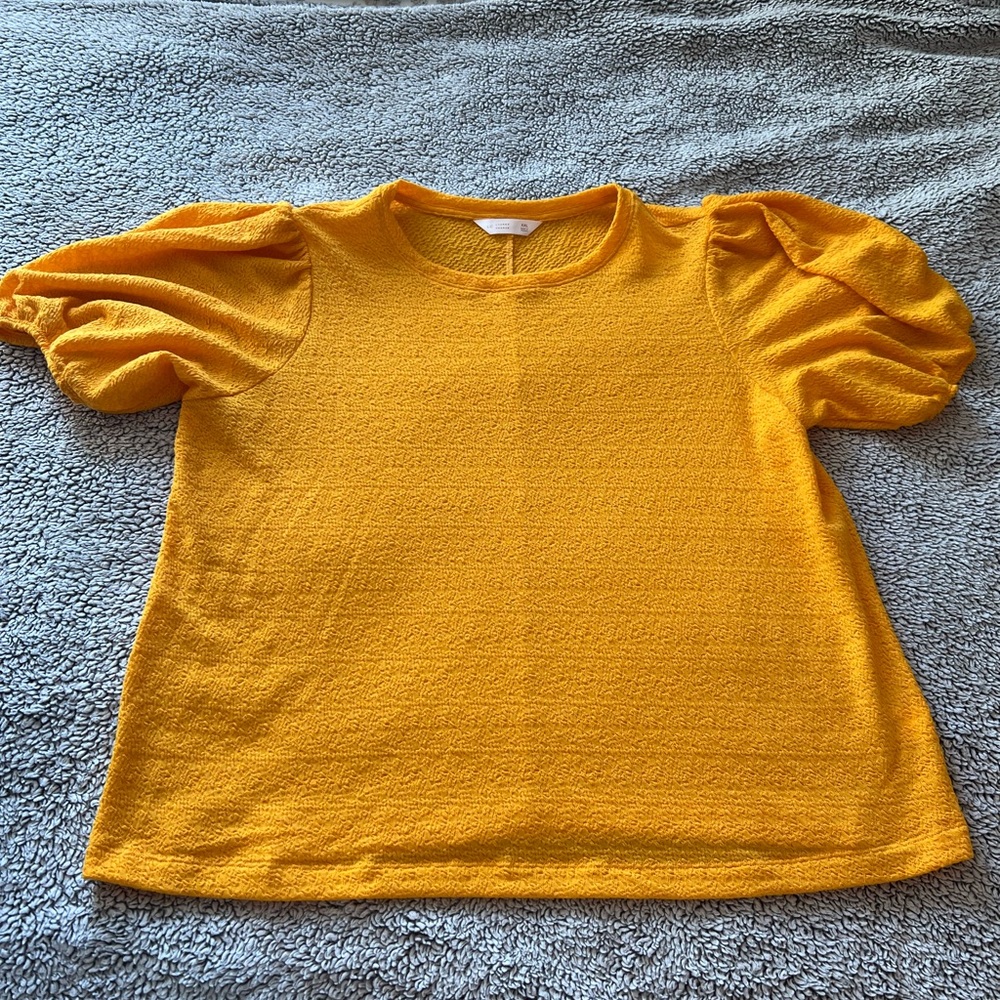 LC Lauren Conrad Mustard Yellow Puff Sleeve Knit Tee